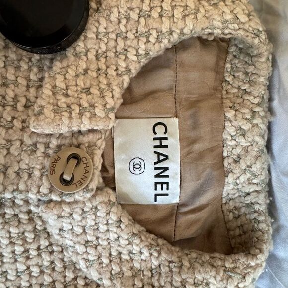 Chanel Vintage Fall 2002 Beige Green Tweed 02A Jacket Skirt Suit - Picture 8 of 16